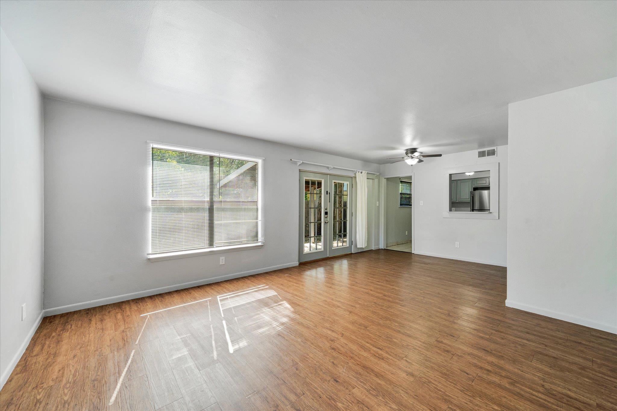 1130 Bois D'arc St None Property Photo 5