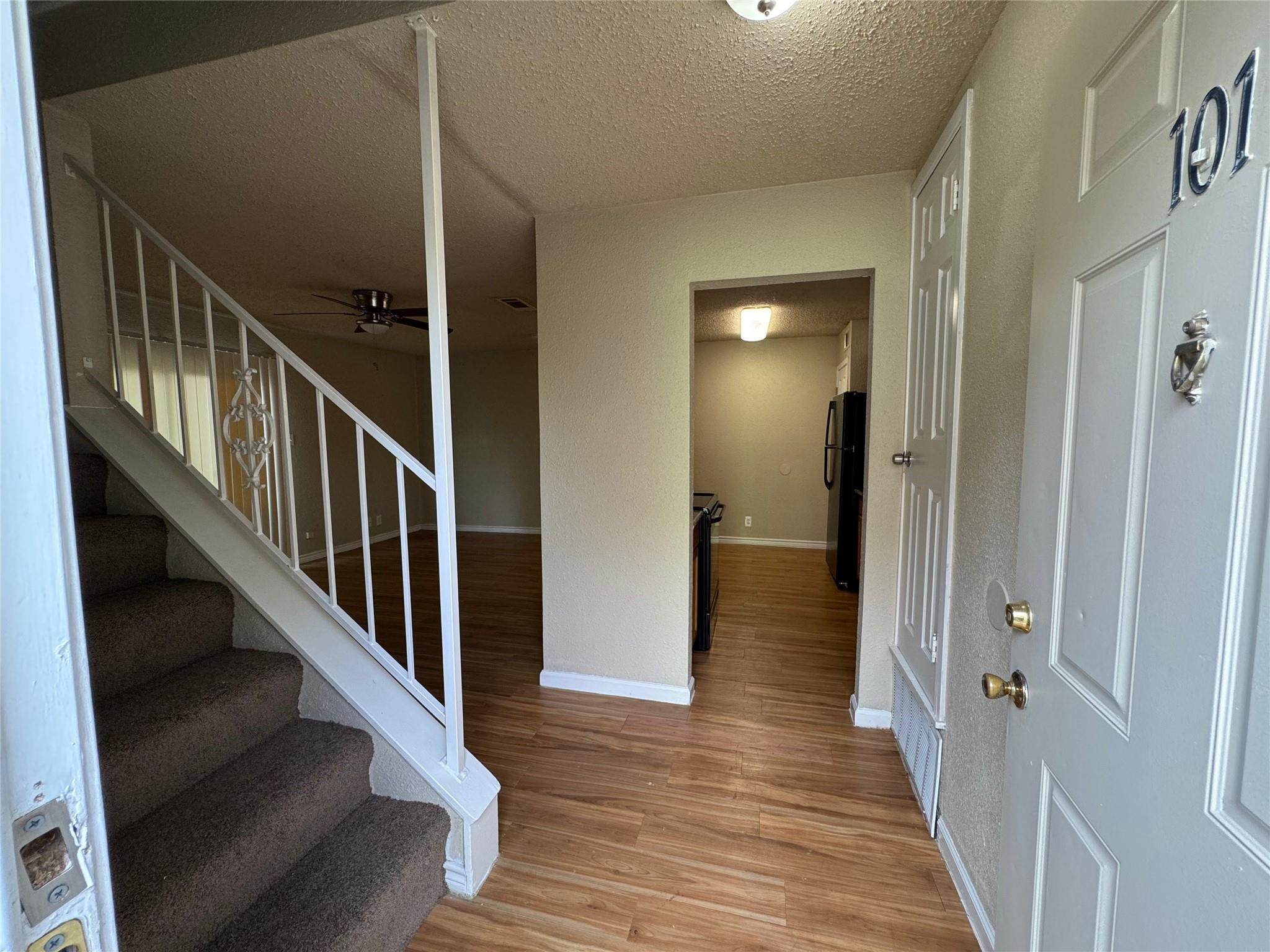 4902 West Wind Trl #101 Property Photo 2
