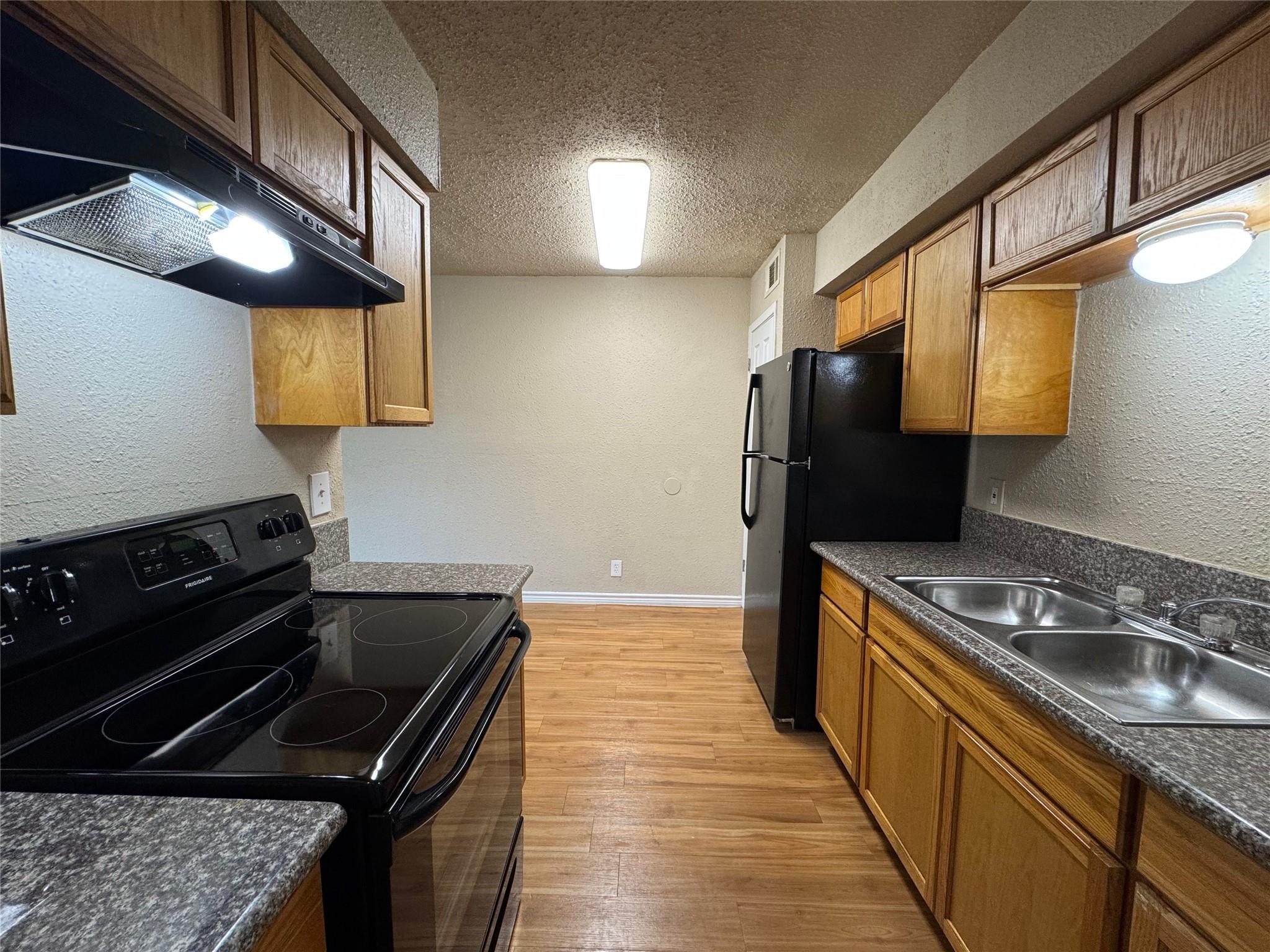 4902 West Wind Trl #101 Property Photo 6