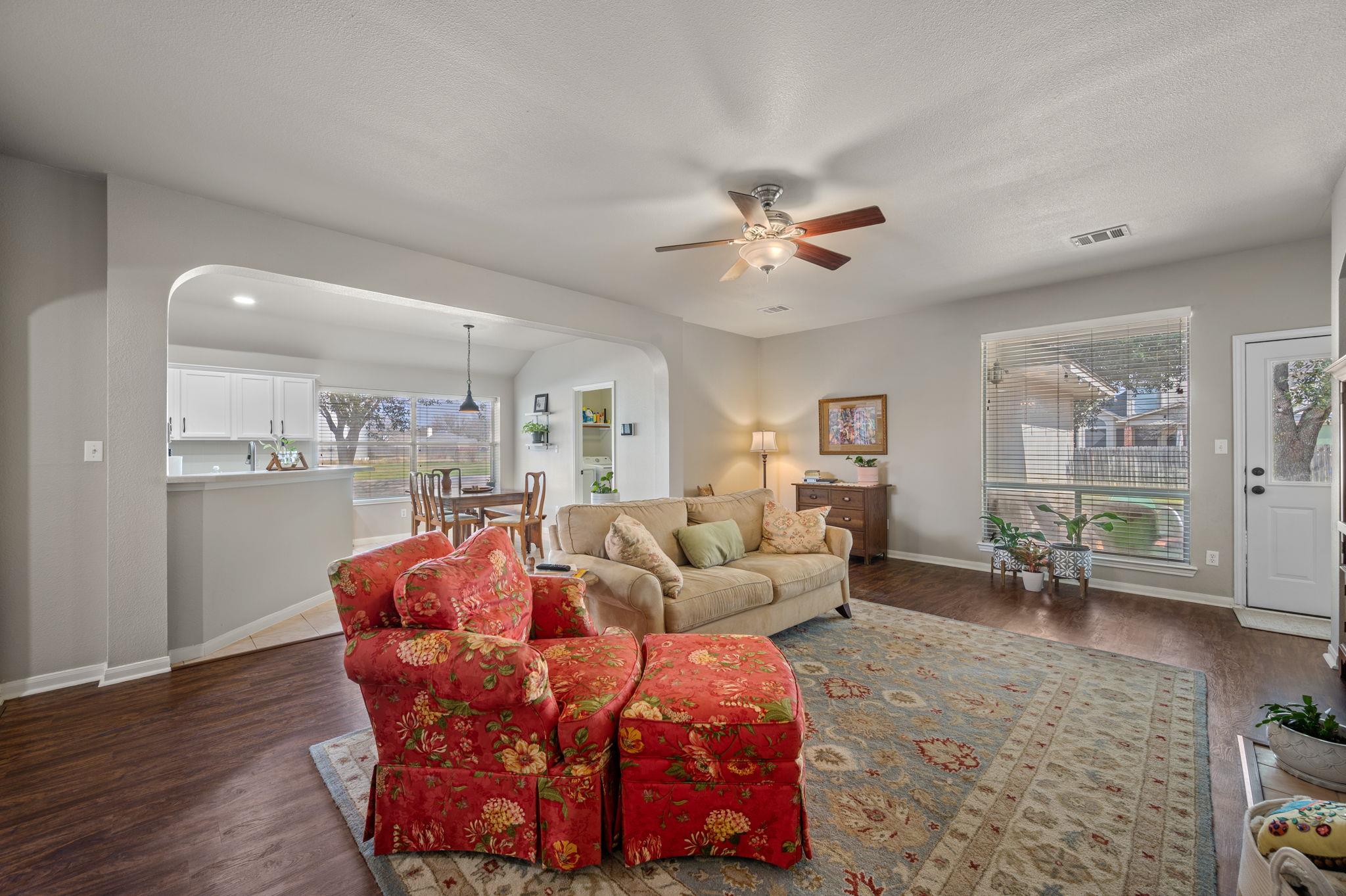 603 Prickly Pear Pass Property Photo 10