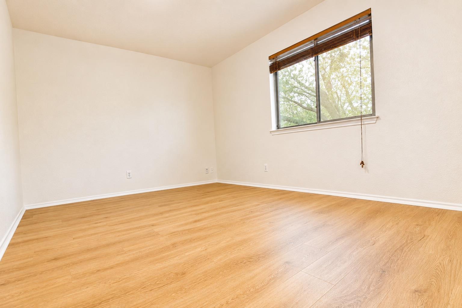 8807 Springmail Cir #a Property Photo 31
