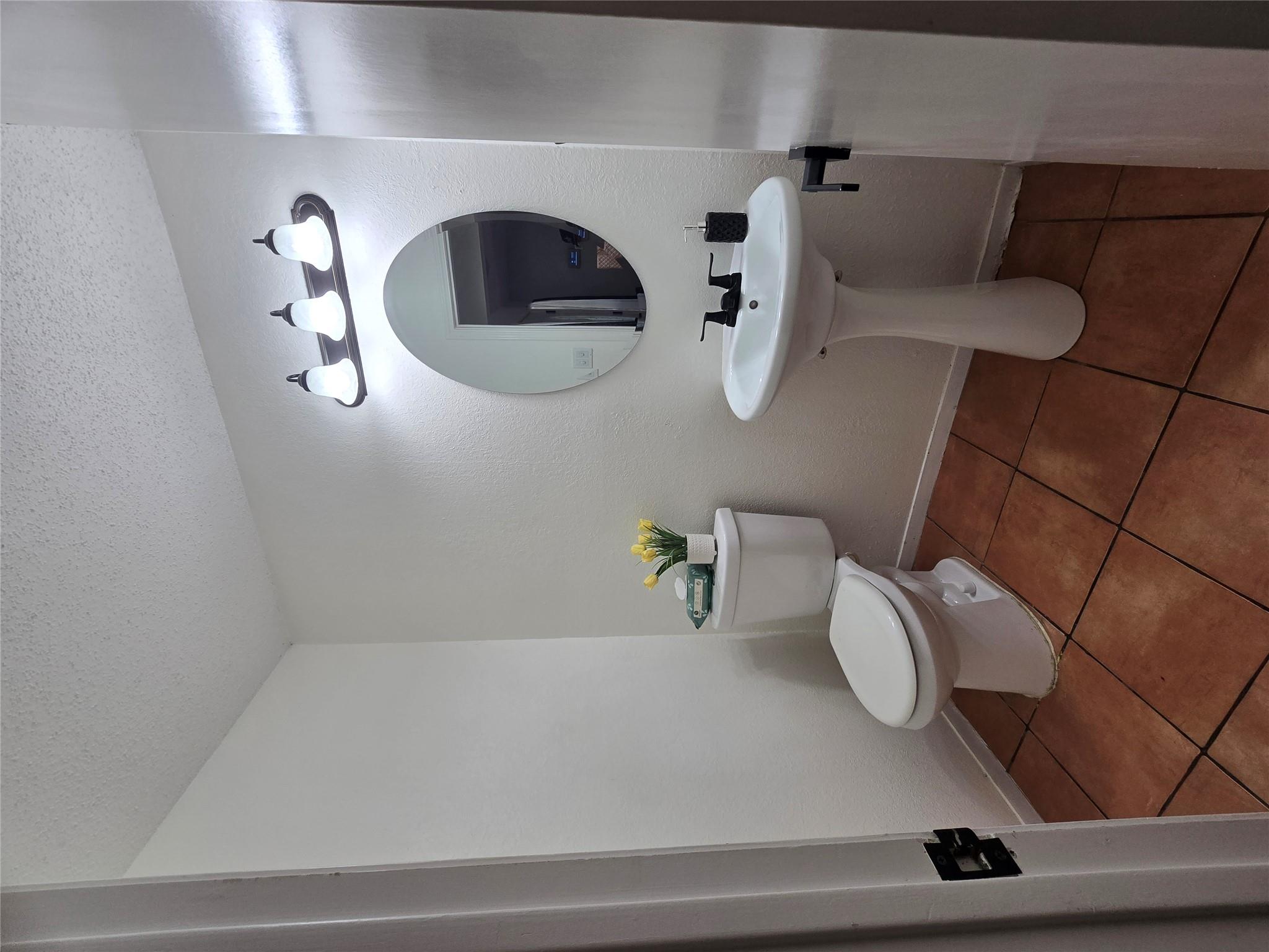 9509411 Property Photo 5