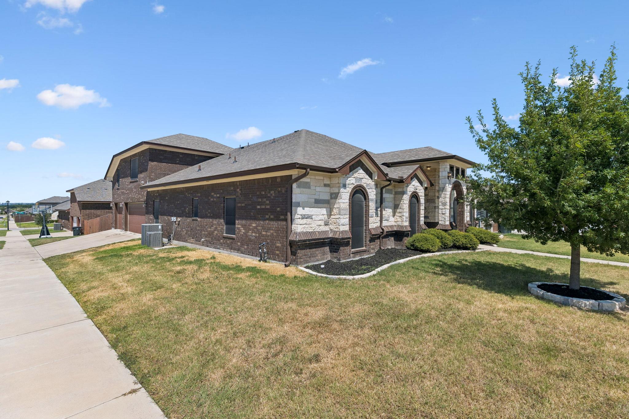 5309 La Piedra Ln Property Photo 33