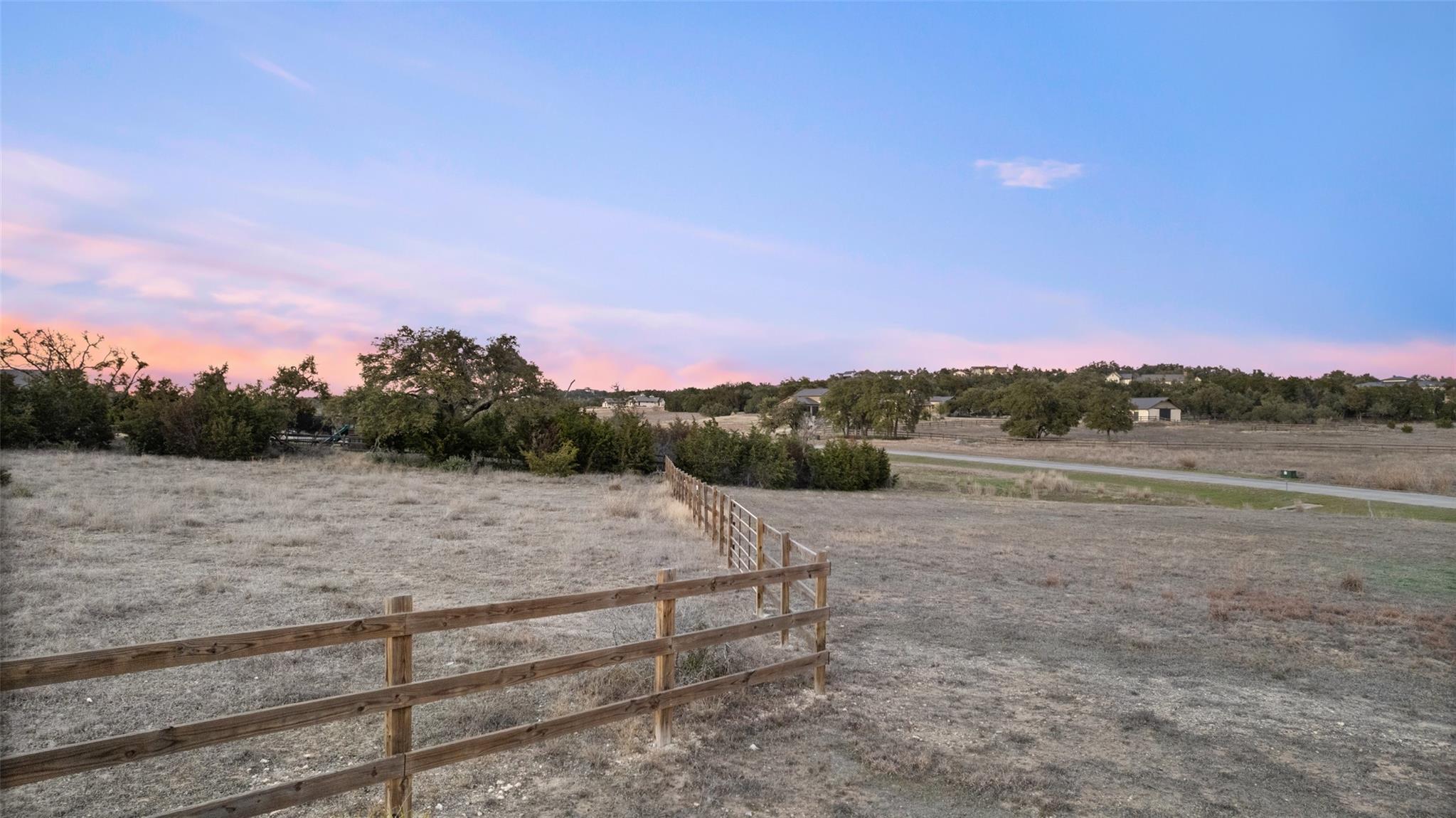 9121 Robinson Family Rd Property Photo 15