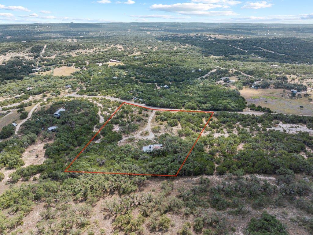 700 Rolling Hills Dr Property Photo 2