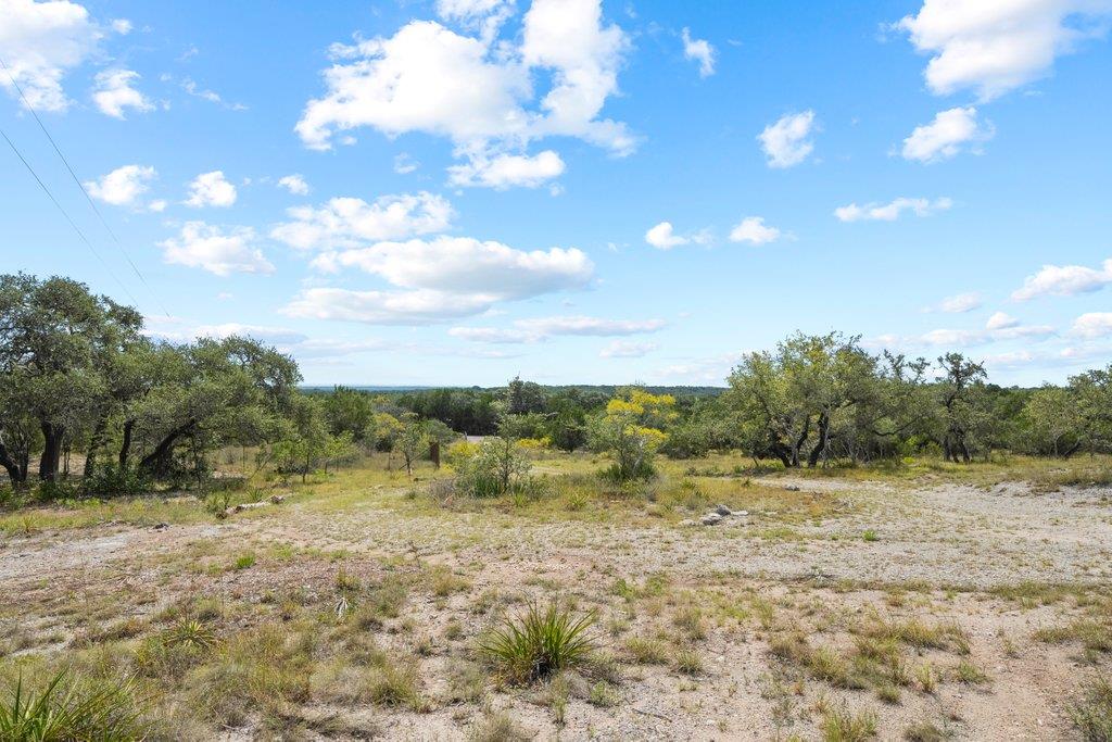 700 Rolling Hills Dr Property Photo 11
