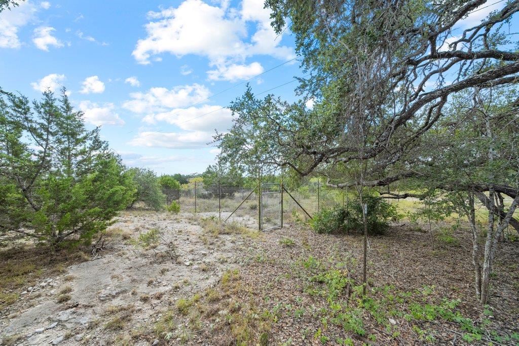 700 Rolling Hills Dr Property Photo 15