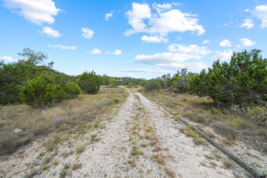 700 Rolling Hills Dr Property Photo 23