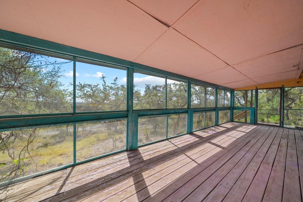 700 Rolling Hills Dr Property Photo 25
