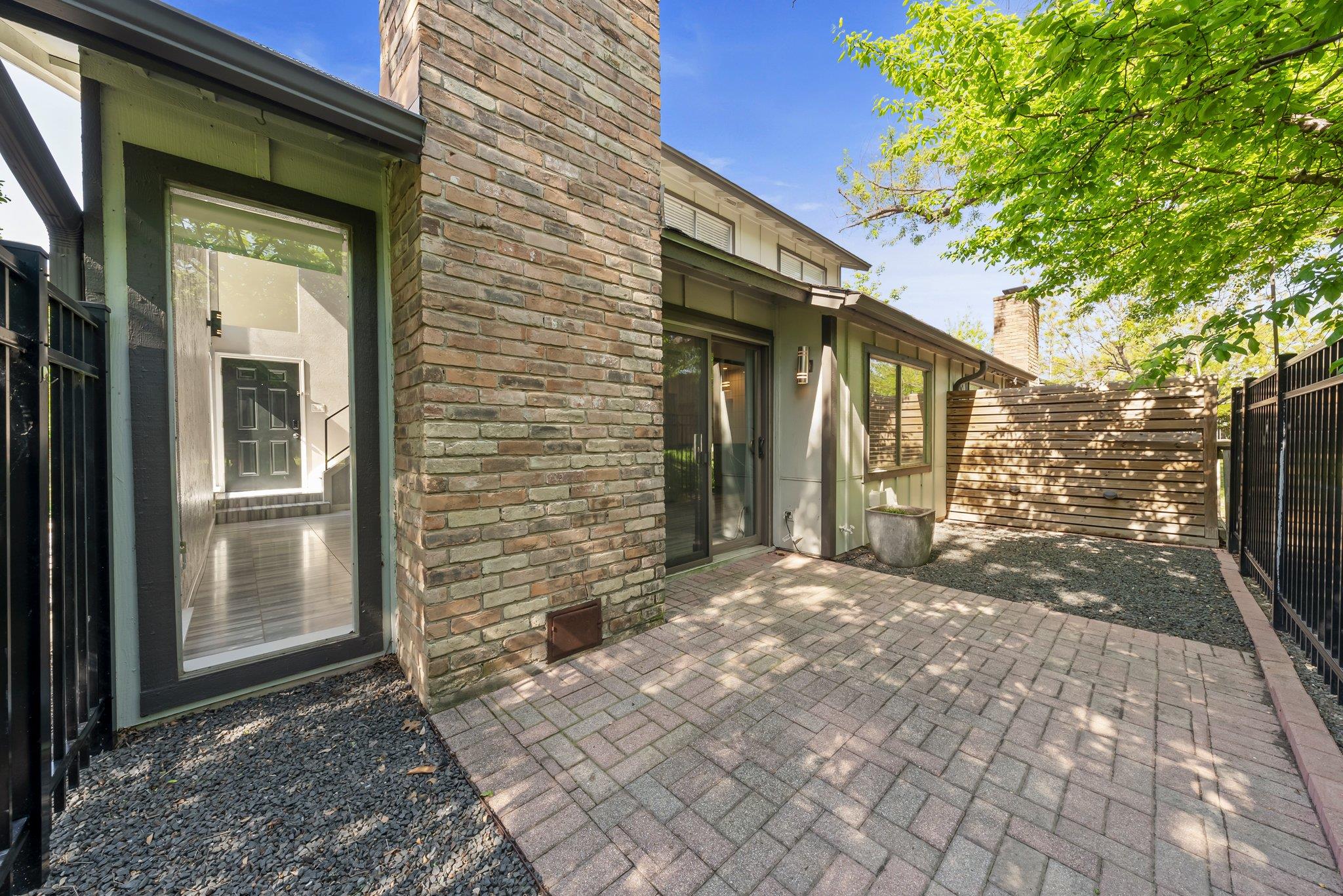 9433 Singing Quail Dr Property Photo 36