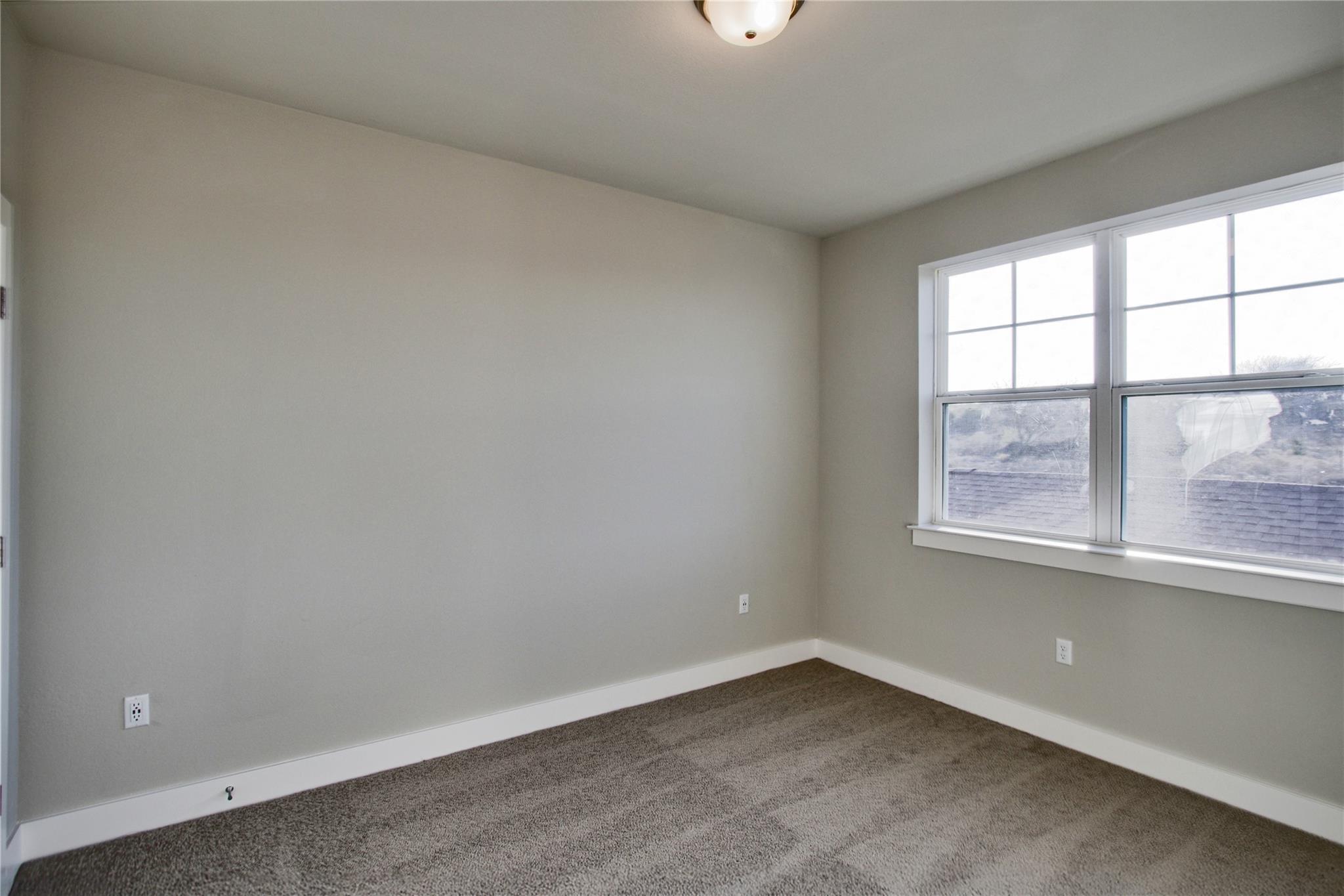 5812 Rotunda View Property Photo 15