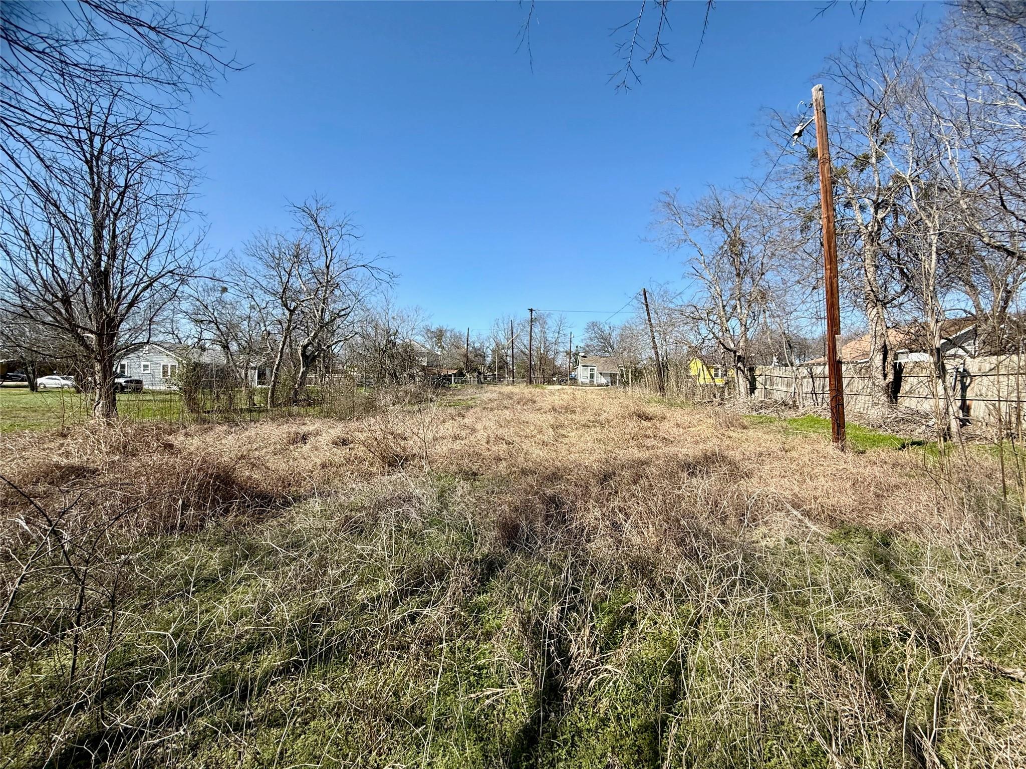 104 Sams St Property Photo 8