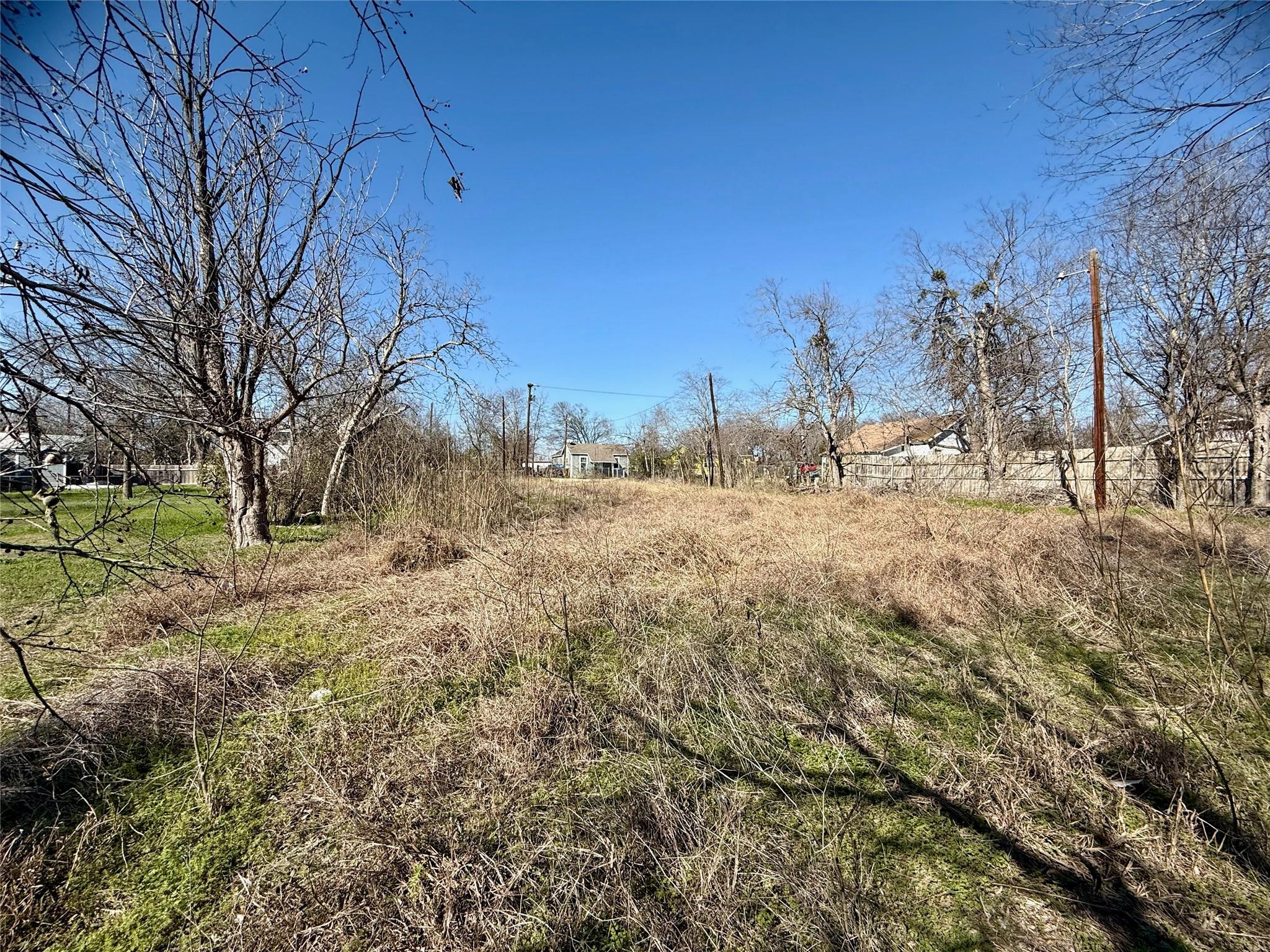 104 Sams St Property Photo 9