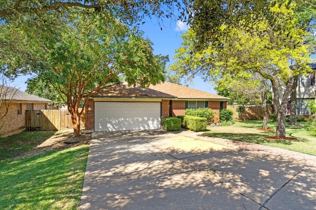 1514 Royce Ln Property Photo 1