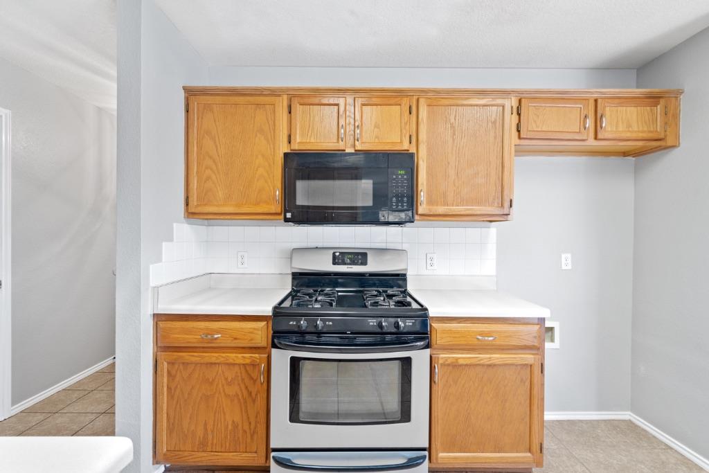 1514 Royce Ln Property Photo 10