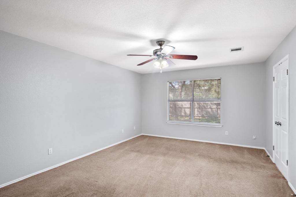 1514 Royce Ln Property Photo 13