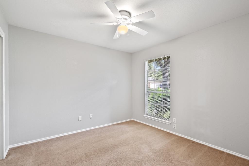 1514 Royce Ln Property Photo 18
