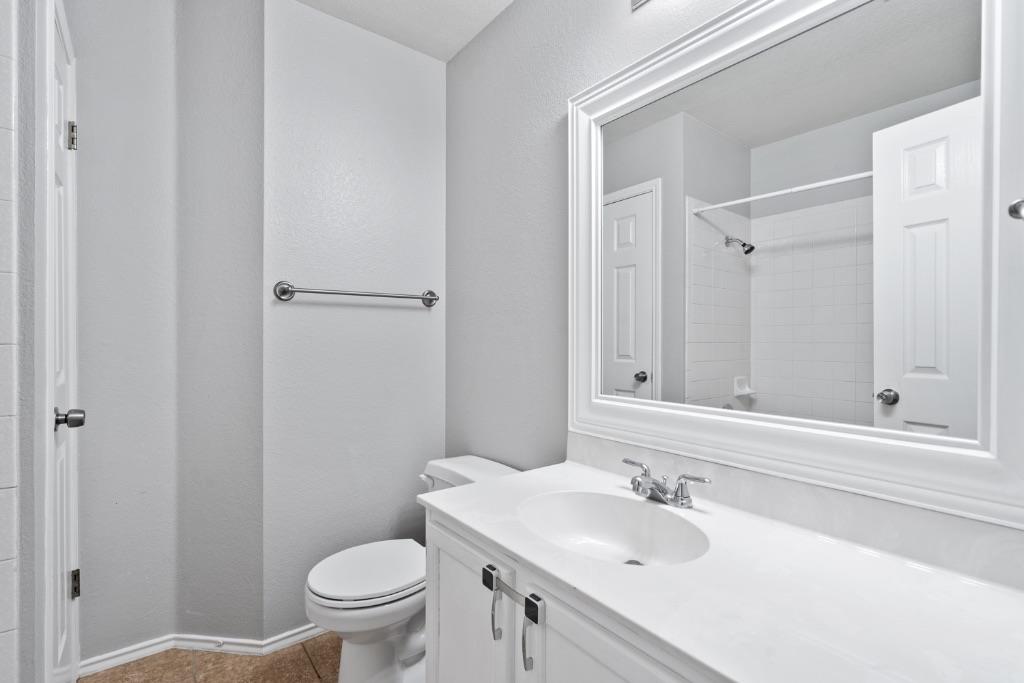 1514 Royce Ln Property Photo 20