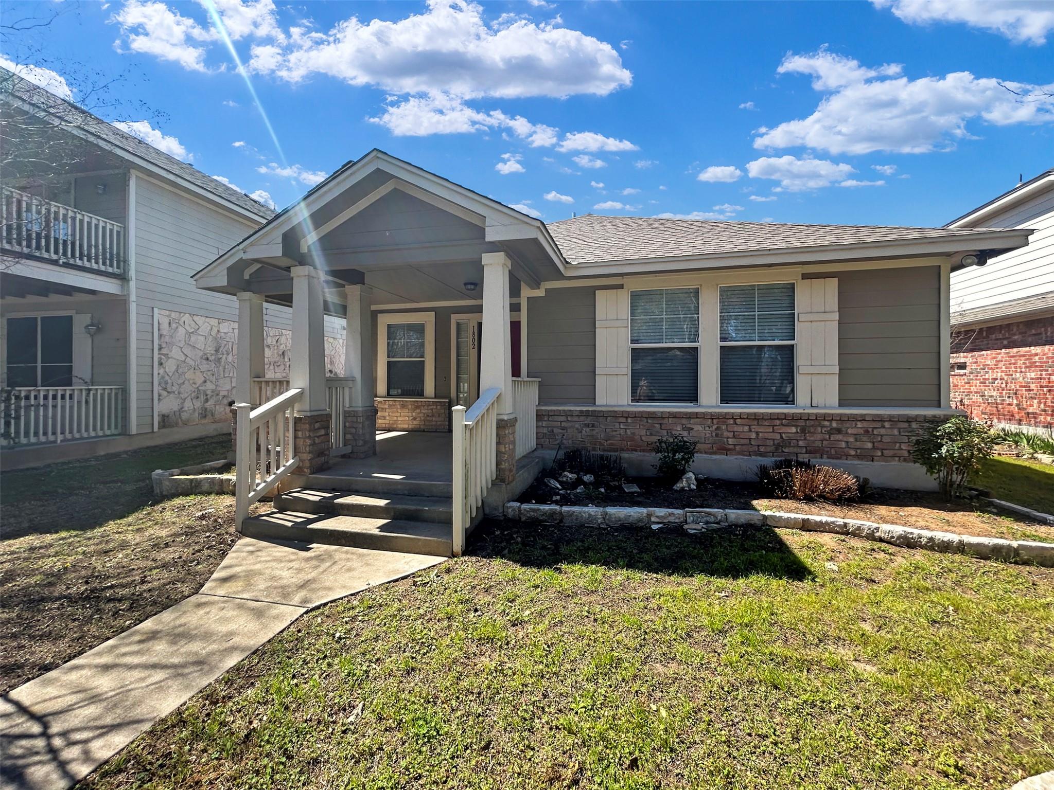 1802 Honey Creek Ln Property Photo
