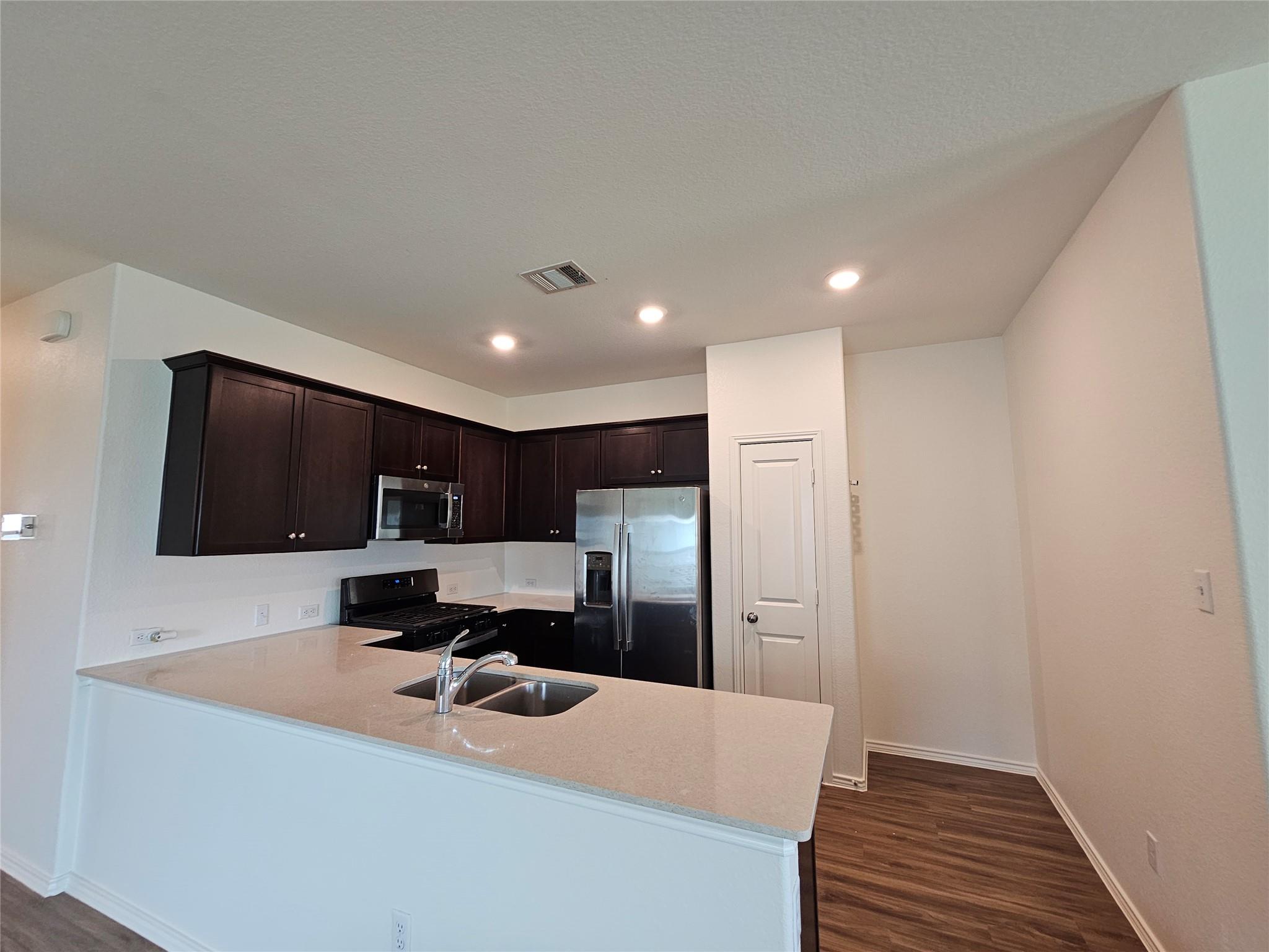 228 Gabriels Bluff Dr Property Photo 7