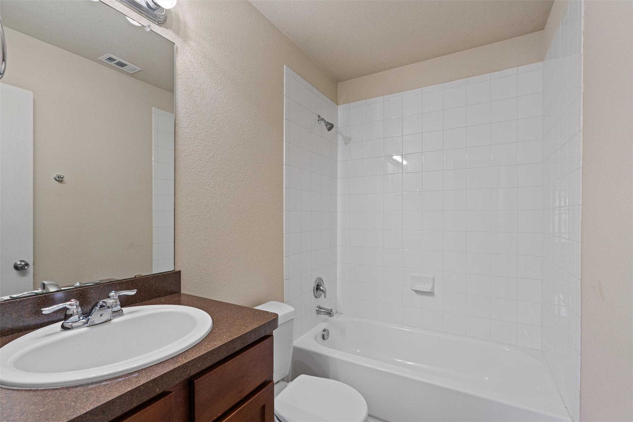 15012 Parrish Ln Property Photo 17