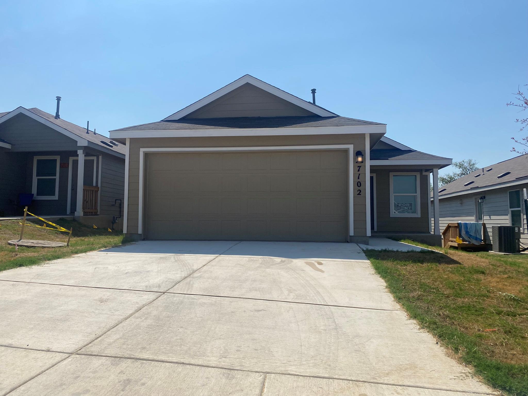 7102 Satellite Way Property Photo 1
