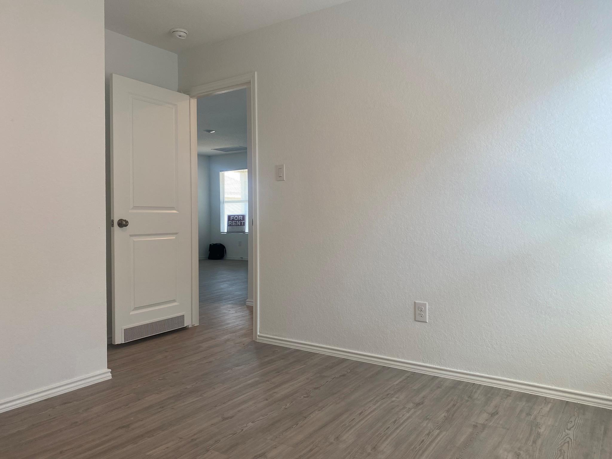 7102 Satellite Way Property Photo 7