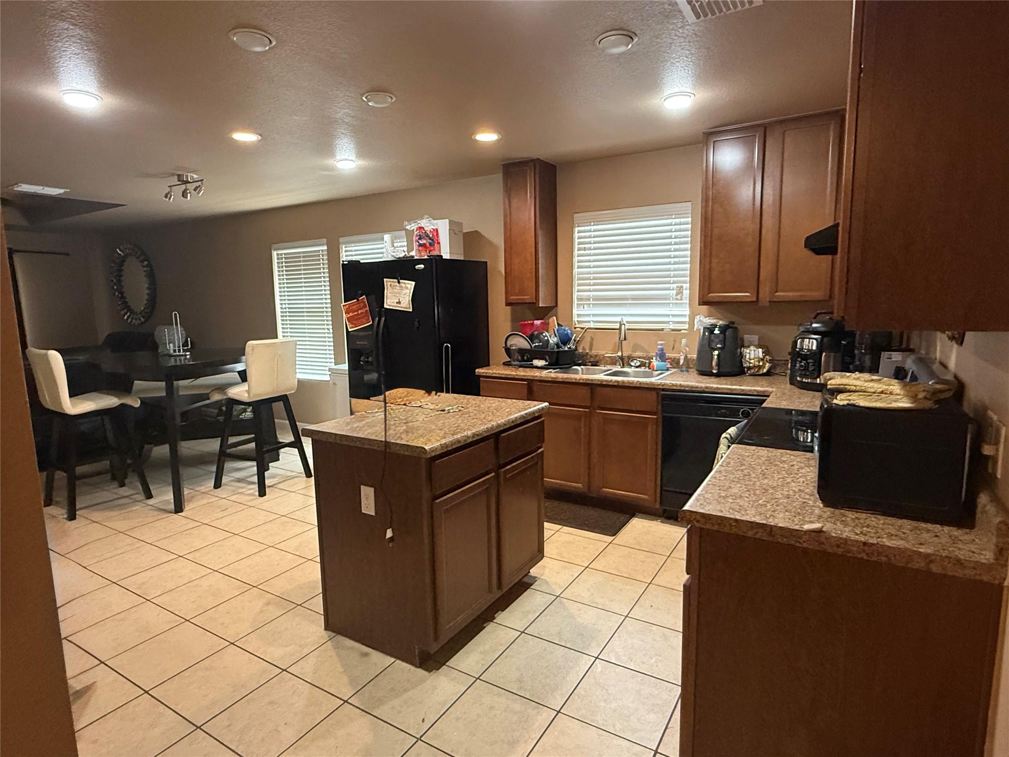 5713 Berryline Way Property Photo 4