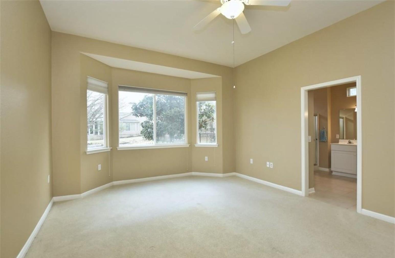 111 Purple Sage Dr Property Photo 13