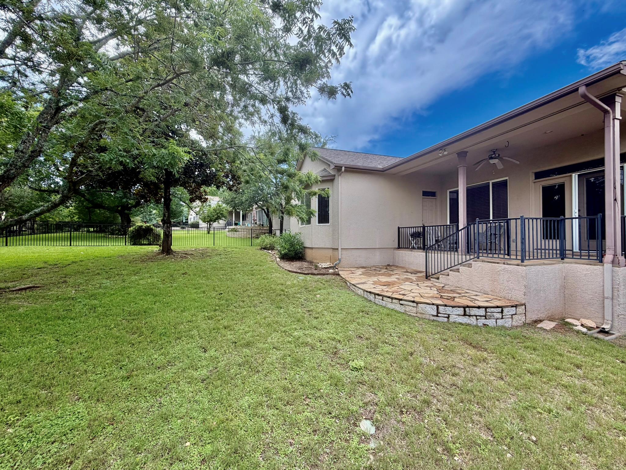 111 Purple Sage Dr Property Photo 20