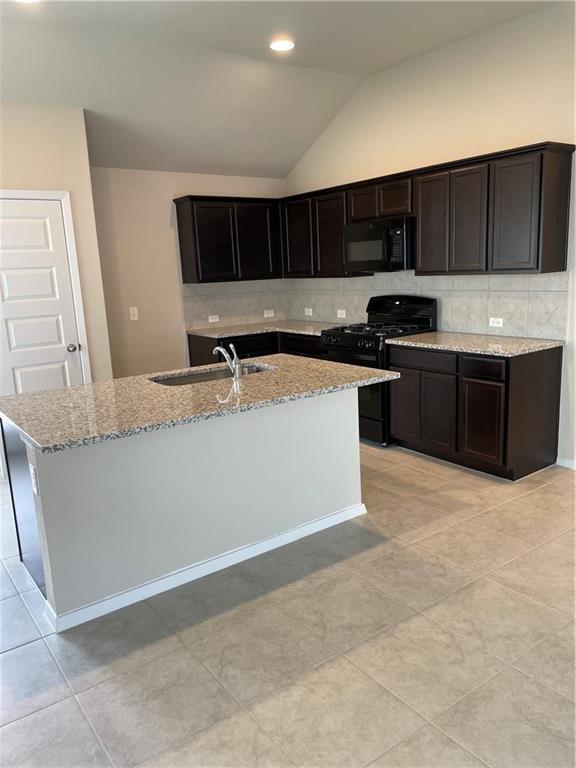 5604 Respinto Dr Property Photo 4