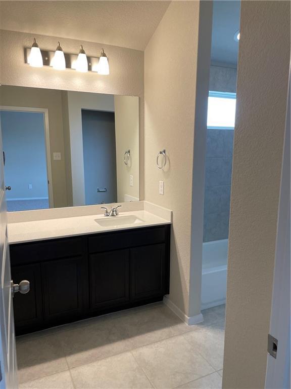 5604 Respinto Dr Property Photo 6