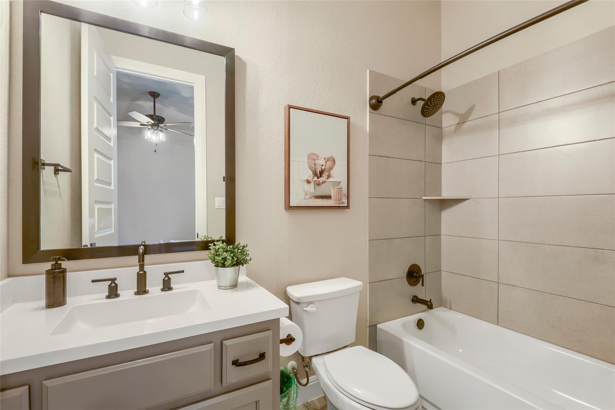 104 Eagle Pass Trl Property Photo 18