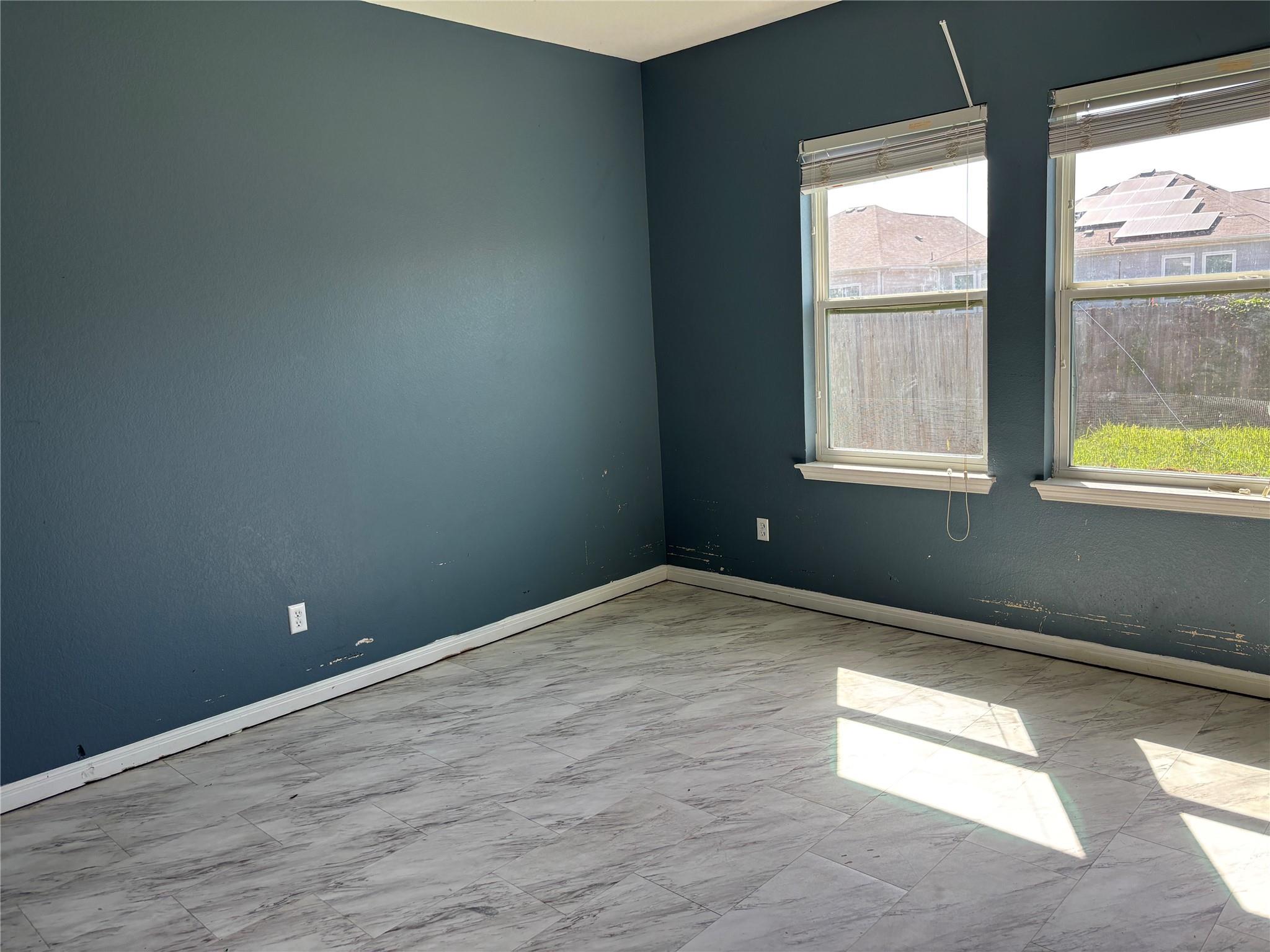 14008 Sherri Berry Way Property Photo 8