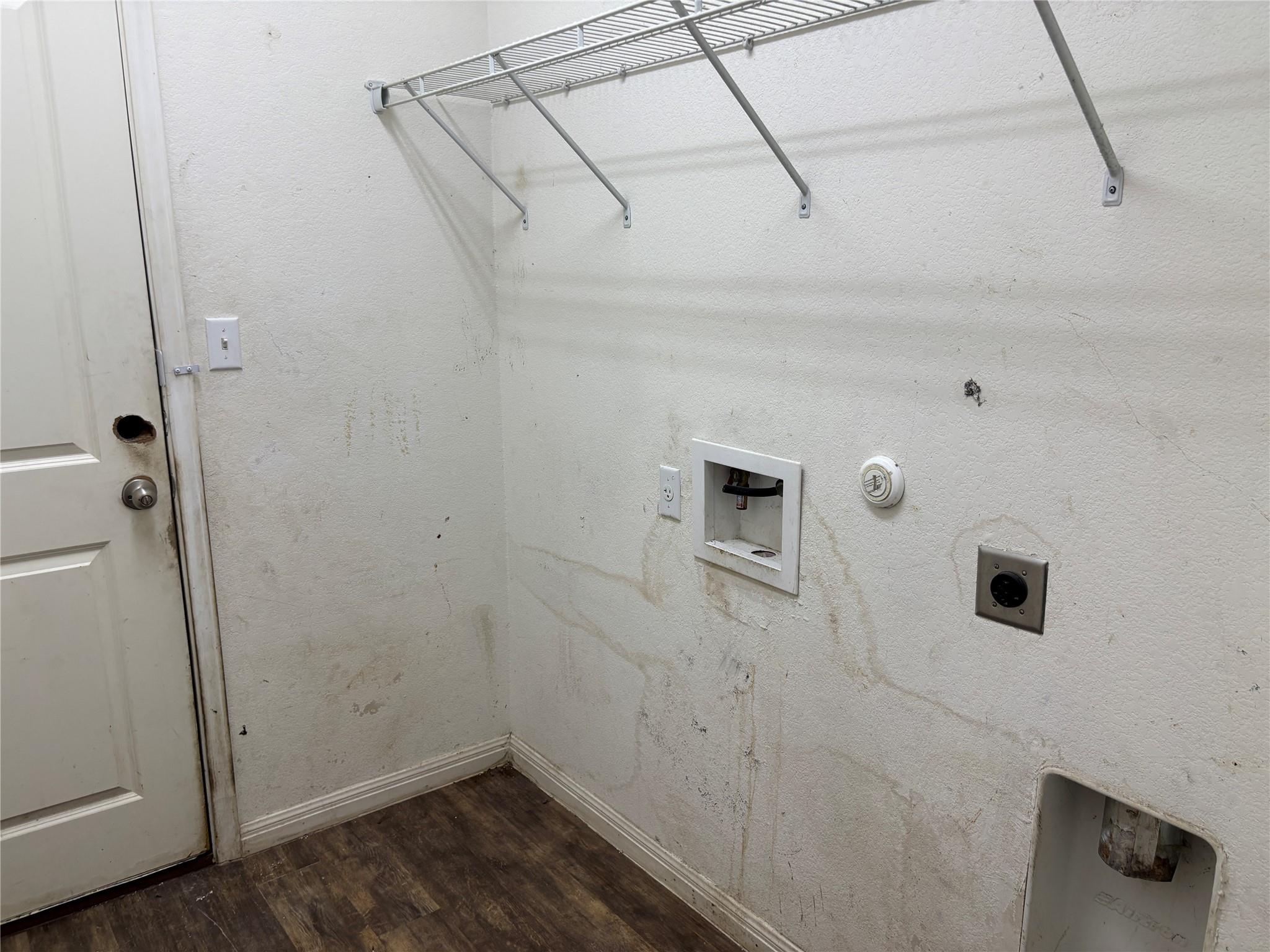 14008 Sherri Berry Way Property Photo 11