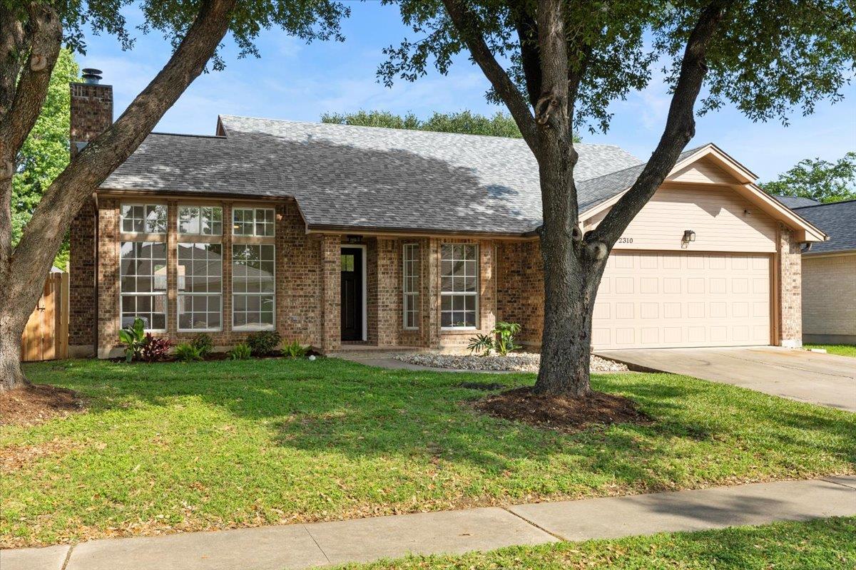 2310 Raintree Path Property Photo 1