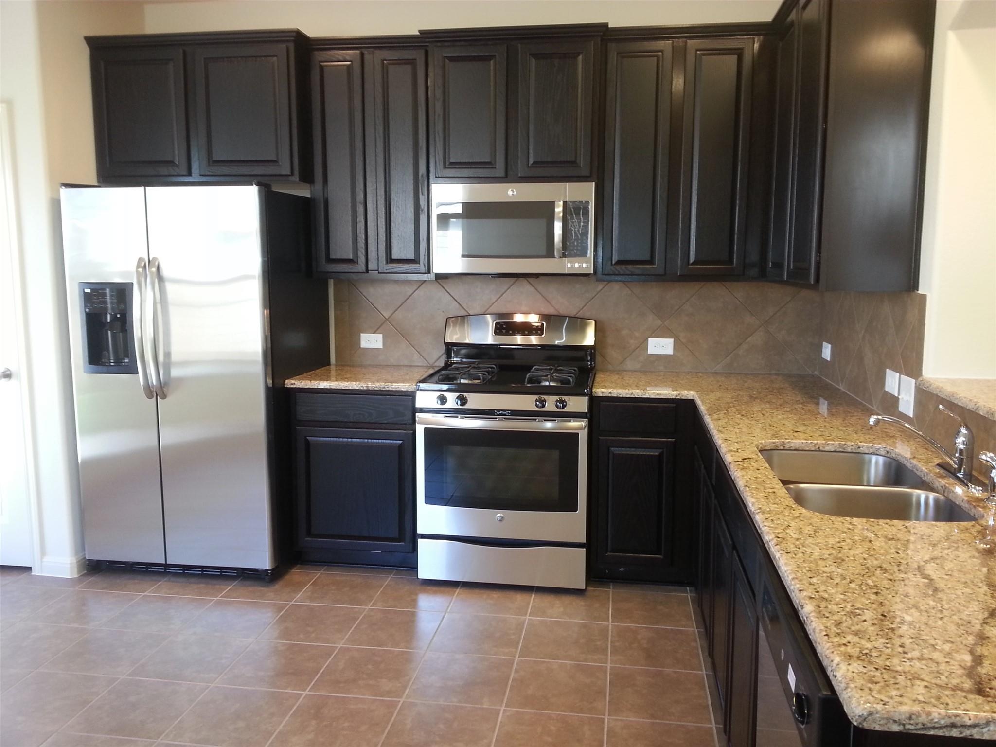 2504 Mcdonald Way Property Photo 1