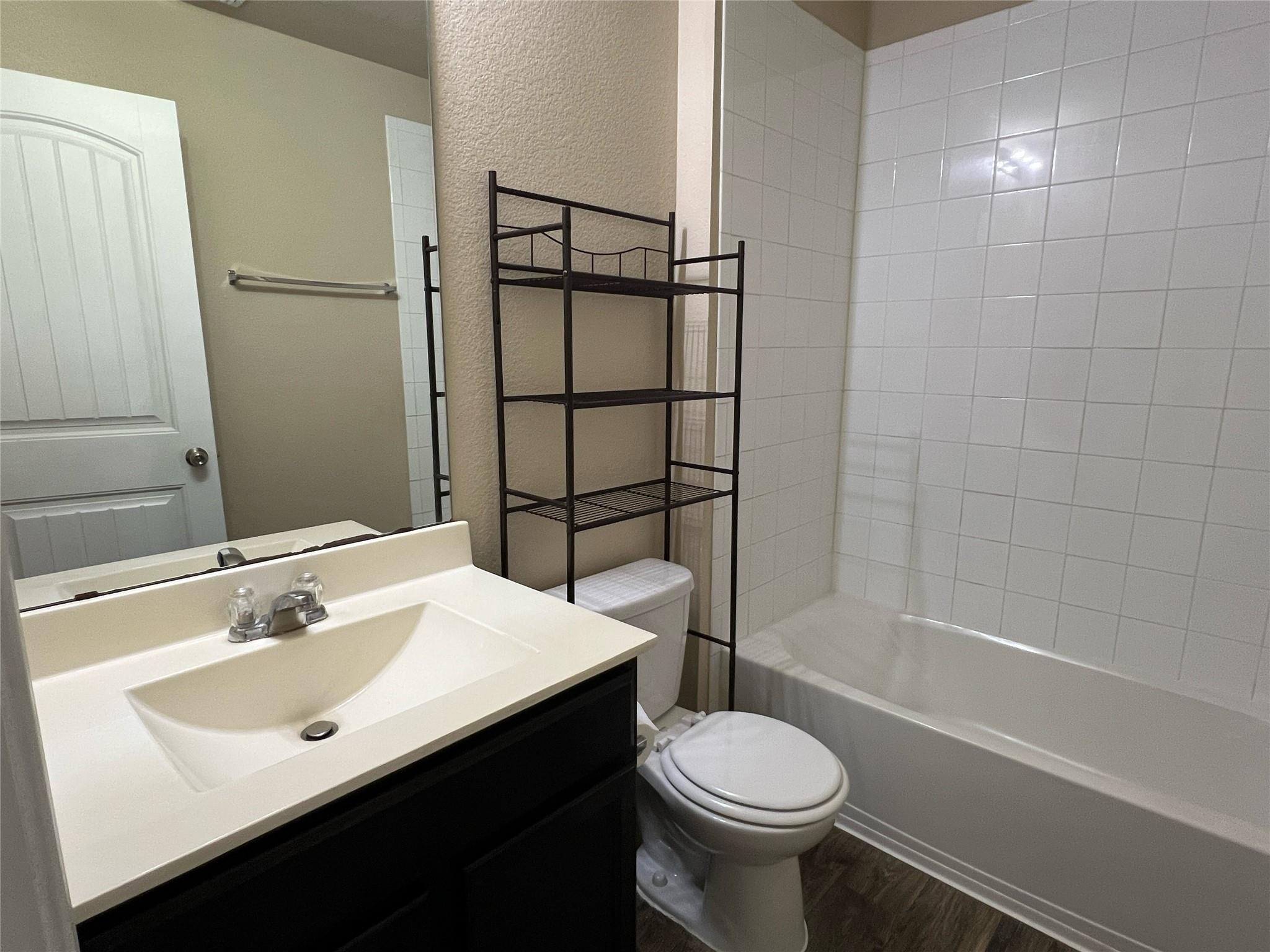 119 Acadia Cv Property Photo 13