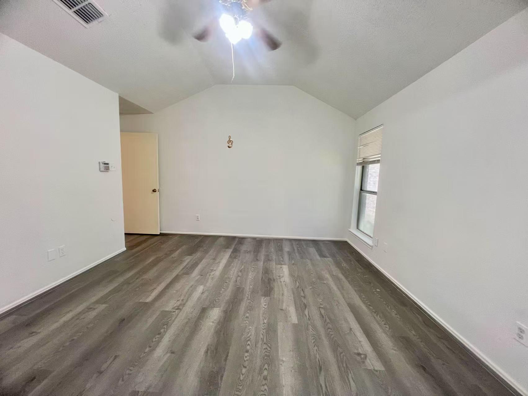 14303 Kincheloe St Property Photo 8