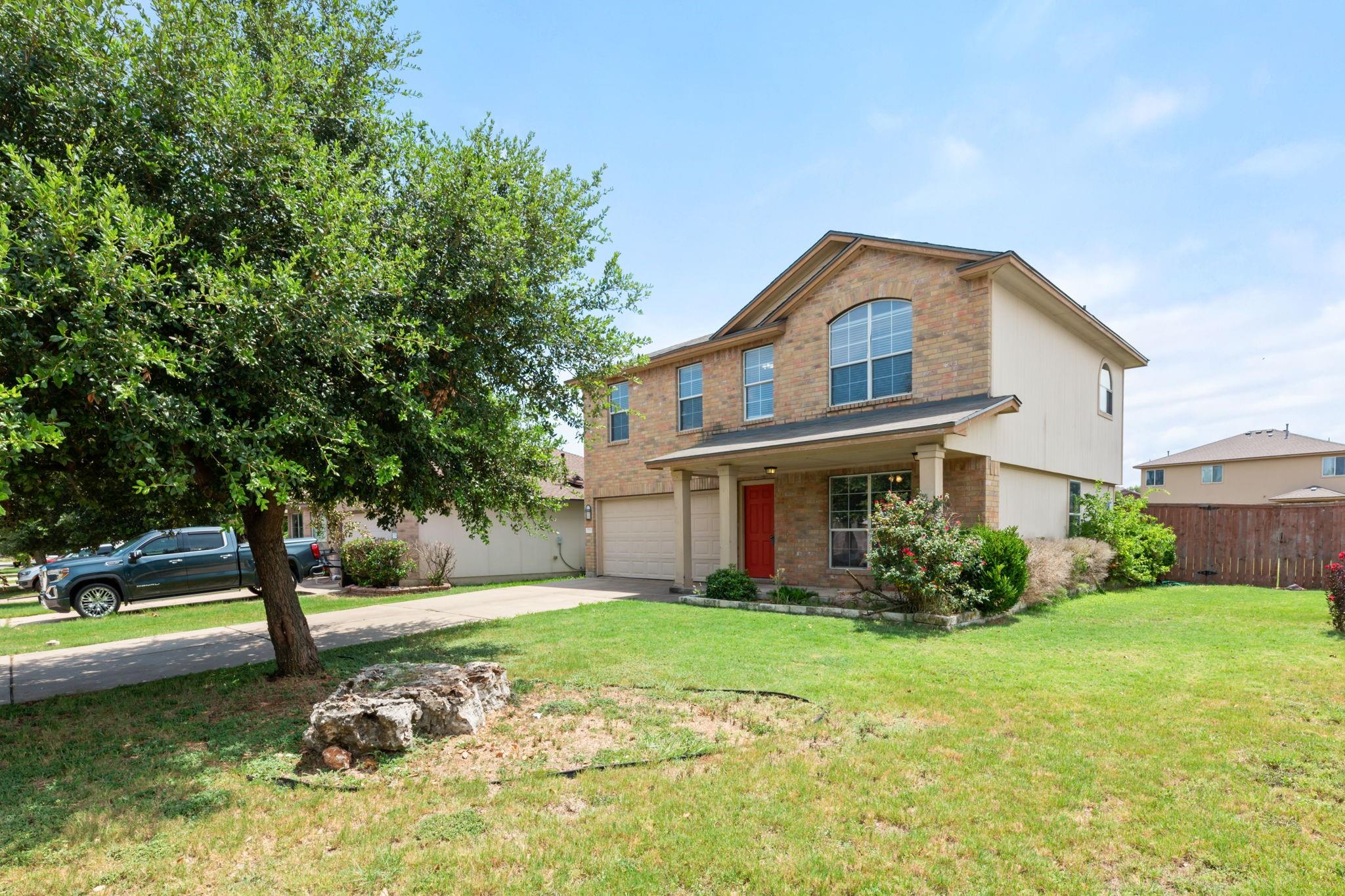 2700 Breezy Point Cv Property Photo 2