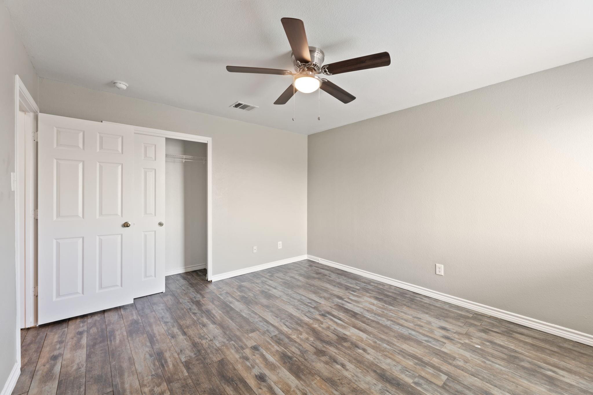 2700 Breezy Point Cv Property Photo 16