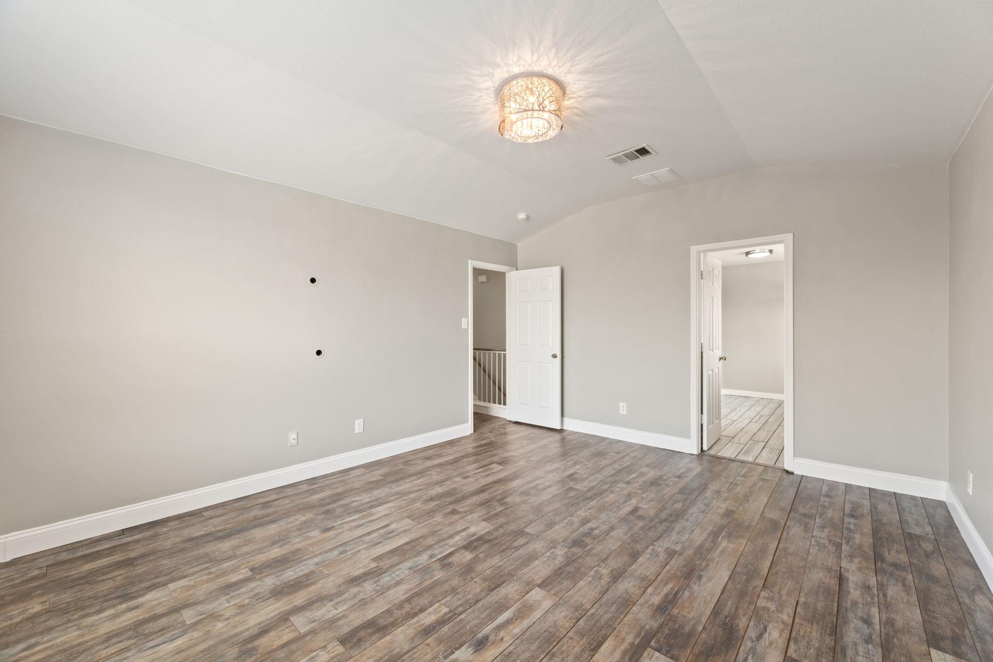 2700 Breezy Point Cv Property Photo 19