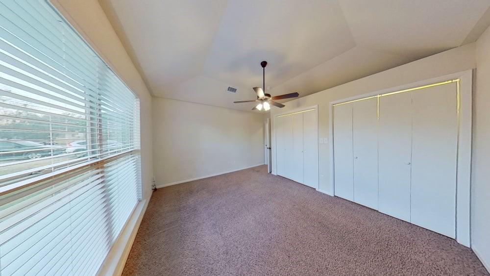 501 N Lampasas St Property Photo 18