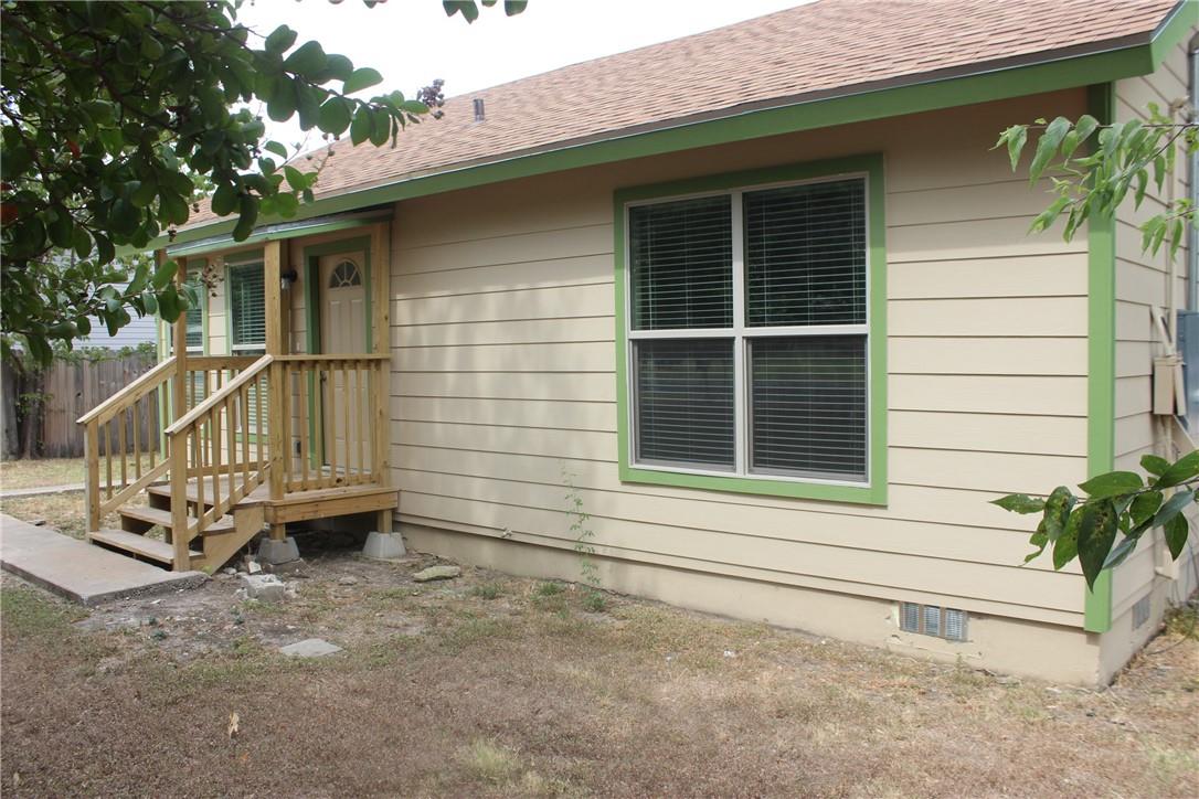 501 N Lampasas St Property Photo 24