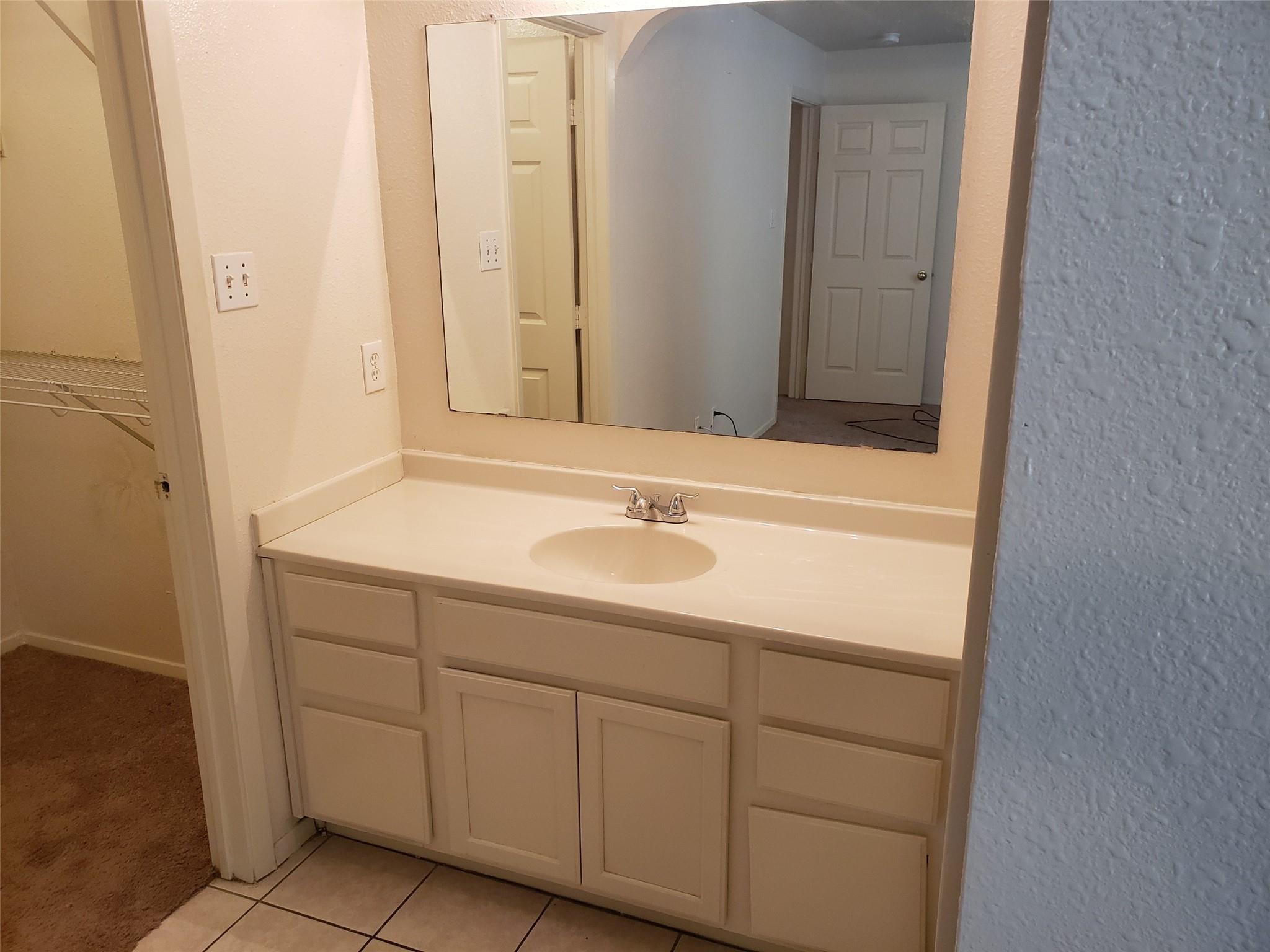 2218 Katy Ln Property Photo 5