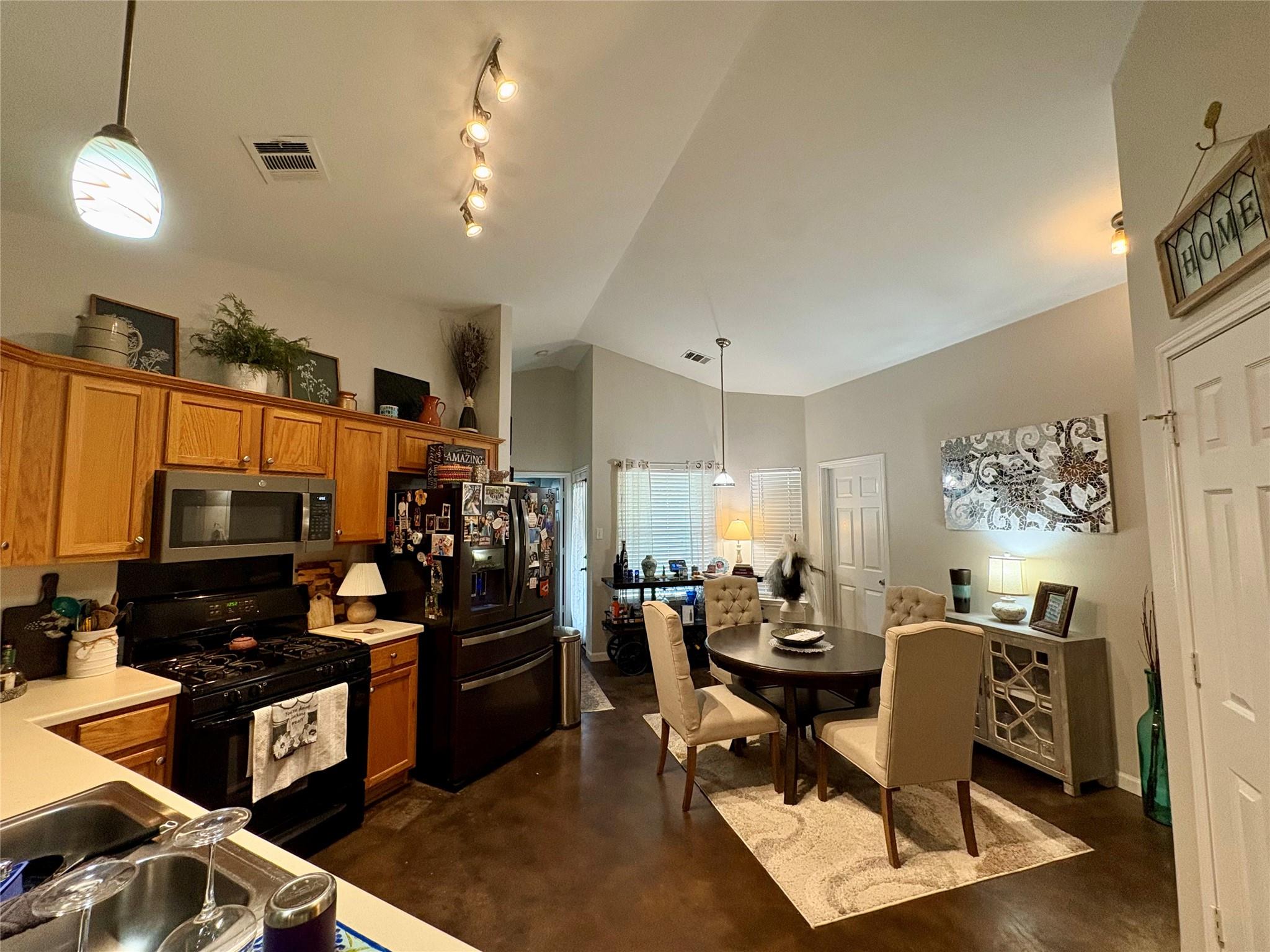 11518 James B Connolly Ln Property Photo 11