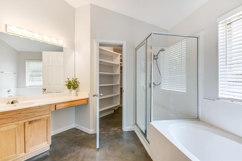 11518 James B Connolly Ln Property Photo 15