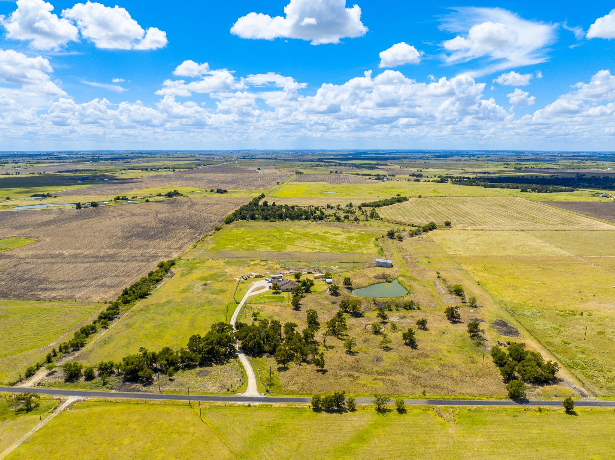 0 Cr 470 - Ctr Property Photo 2