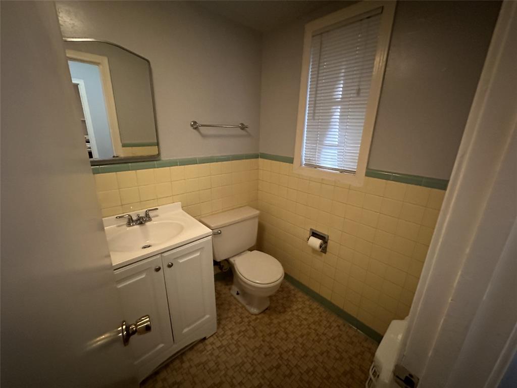 1009 W 25th St #c Property Photo 8