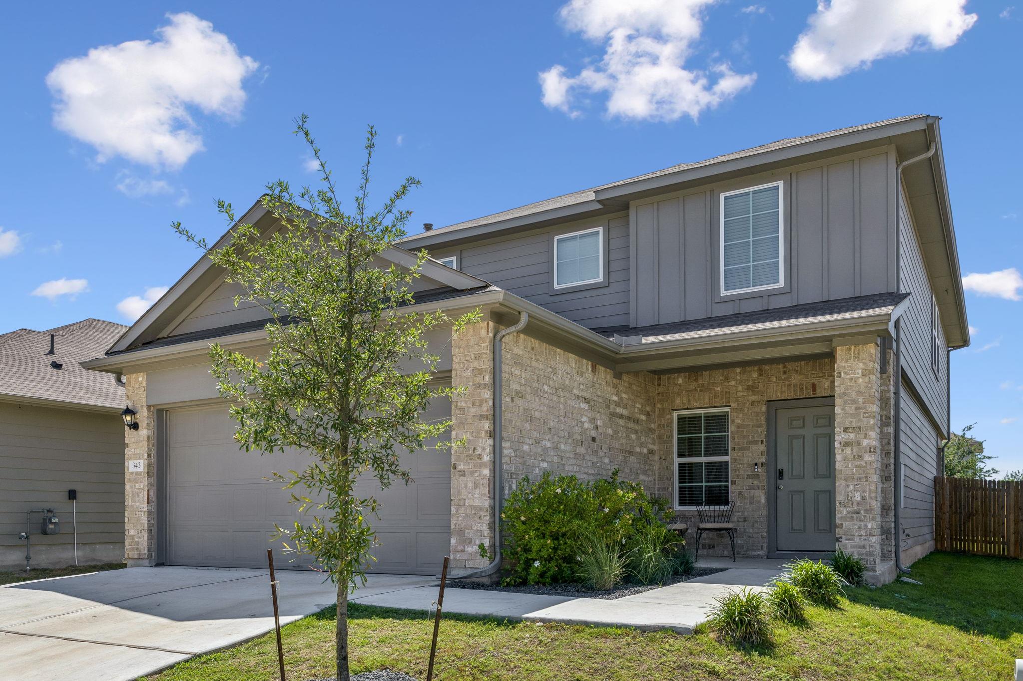 343 Sickle Loop Property Photo 1